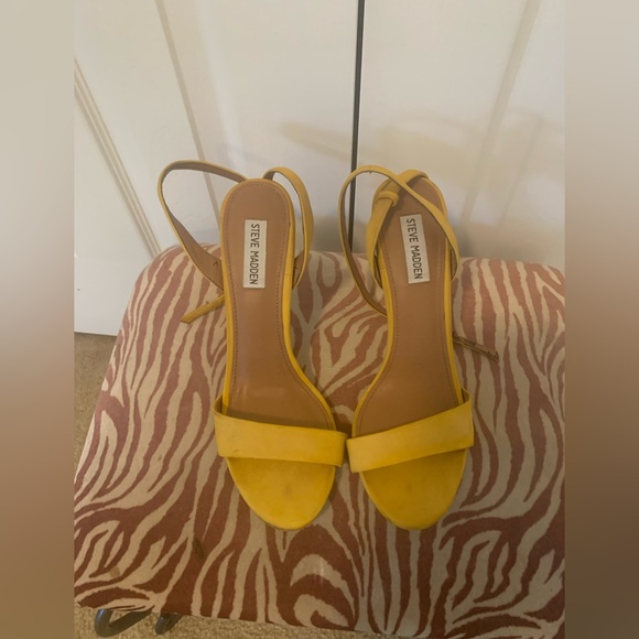 Steve Madden Mustard Yellow Heeled Sandals - Picture 1 of 7